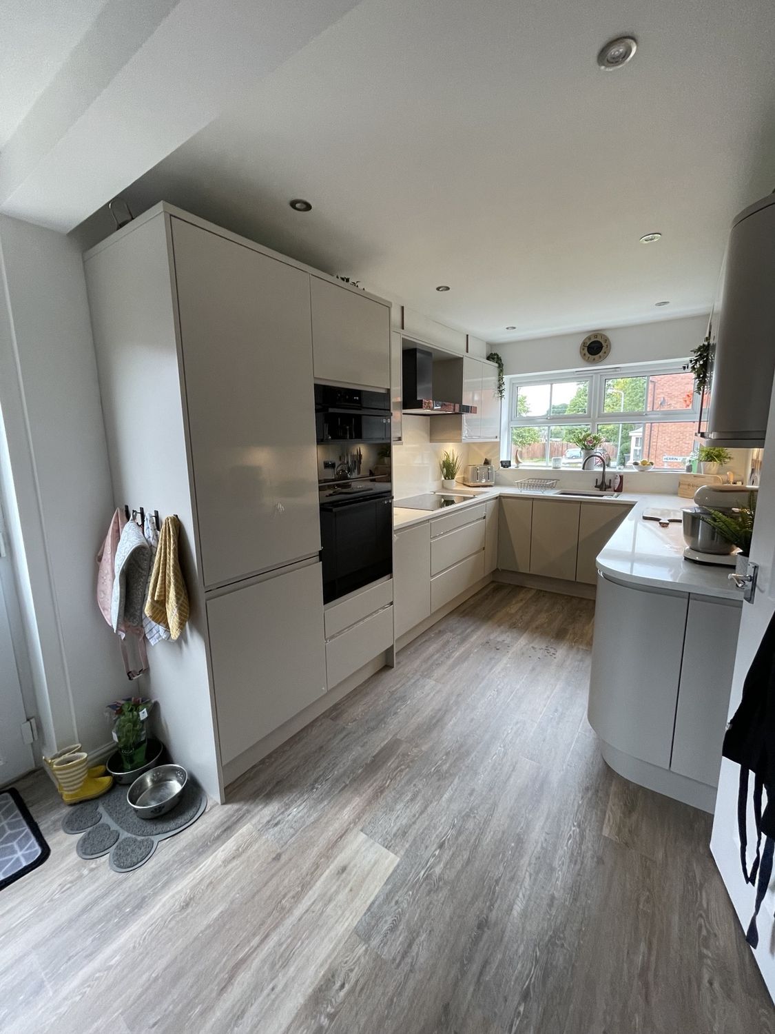 Modern Kitchen photo